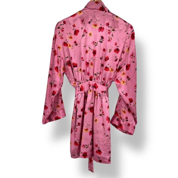 Victoria's Secret Pink Raspberry Floral One Size Satin Robe - Picture 2 of 7